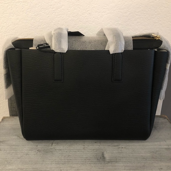 Marc Jacobs Handbag - Picture 6 of 8